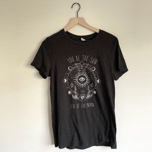 LE YOU BE THE SUN I'LL BE THE MOON TEE